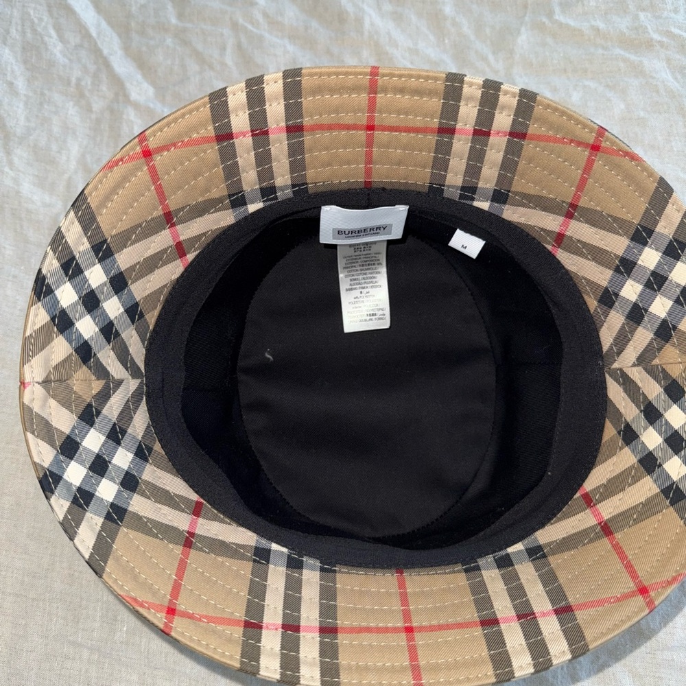 Burberry Tan Checkered Hat Classic Accessory - Picture 3 of 4